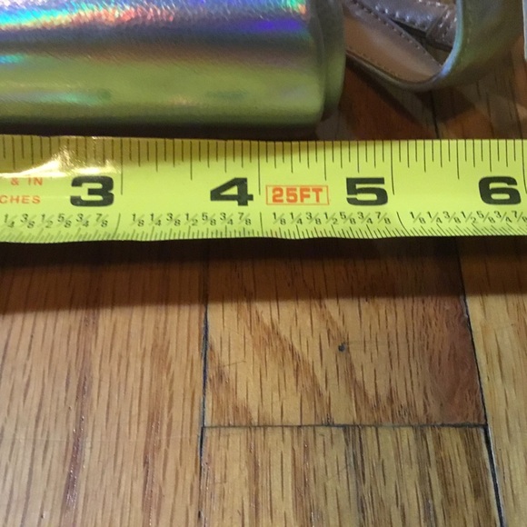 Holographic Silver Strappy Sandals 4 & 1/2 in block heel women’s 6 - Picture 3 of 4